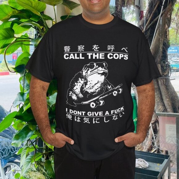 Call The Cops I Don’t Give A Fck Skateboarding Toad Japanese T-Shirt - Picture 1 of 6